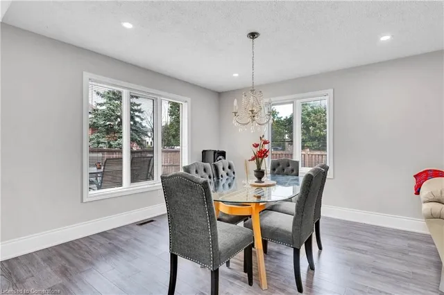 Additional image 11 of 139 Shady Pine Cir