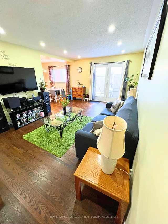 Additional image 9 of 216 Town House Cres Unit 27
