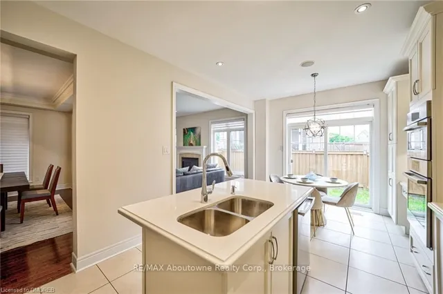 Additional image 6 of 211 SIXTEEN MILE Dr