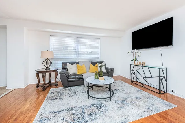 Additional image 4 of 17 Roxton Cres