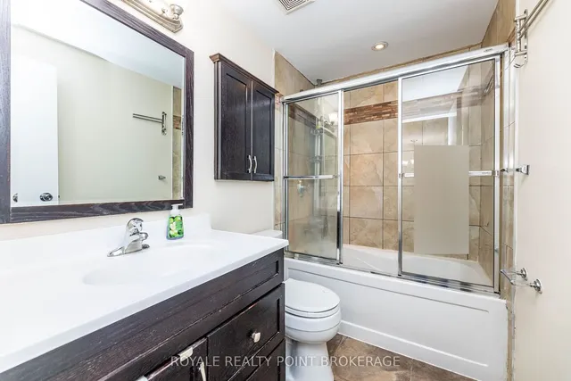 Additional image 21 of 59 Juniper Cres