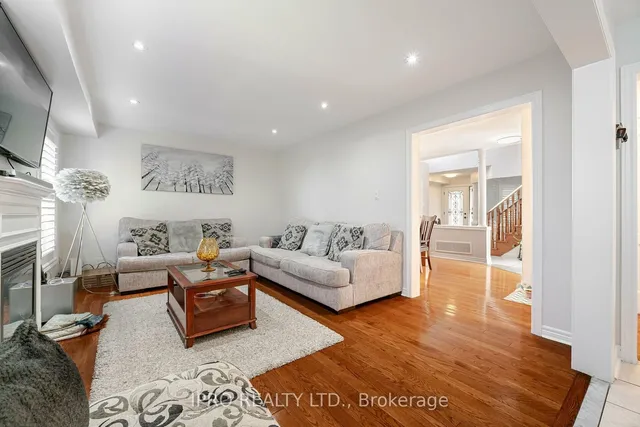 Additional image 12 of 49 Australia Dr