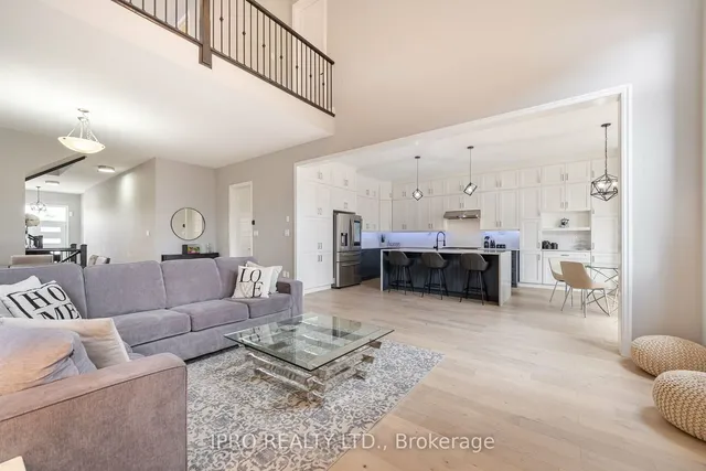 Additional image 10 of 1507 Lakeport Cres