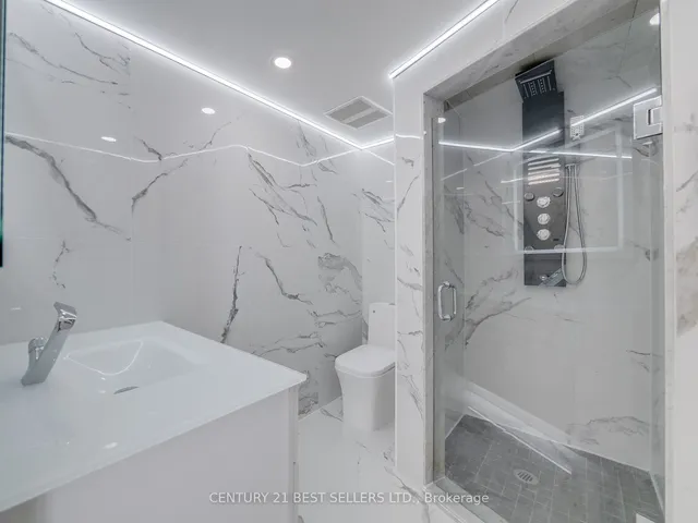 Additional image 31 of 3650 Kaneff Cres Unit 601