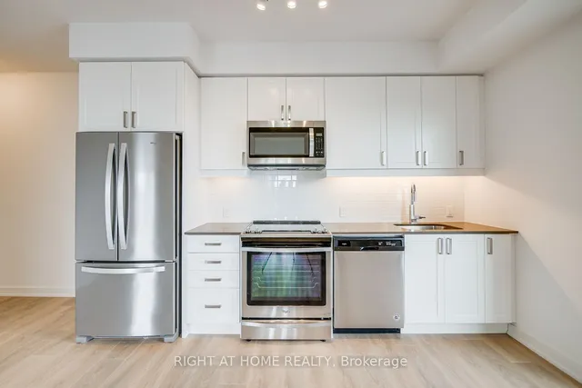 Additional image 12 of 8 Nahani Way Unit 2121