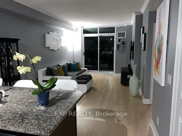 Additional image 2 of 100 John St Unit 703