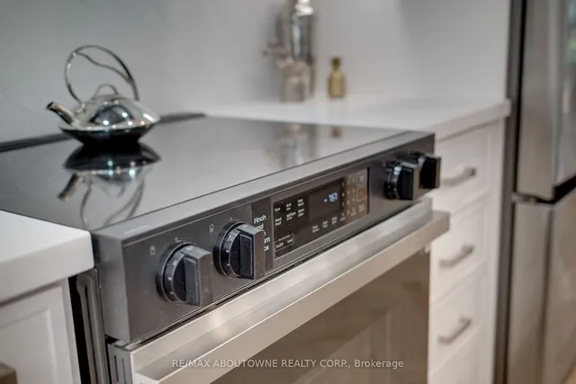 Additional image 16 of 2435 Cyprus Ave