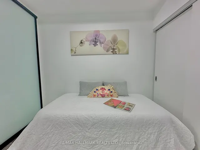 Additional image 28 of 2799 Kingston Rd Unit 223