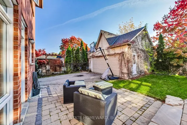 Additional image 34 of 1696 Danthorpe Dr