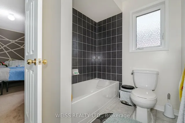 Additional image 26 of 15 Cookview Dr