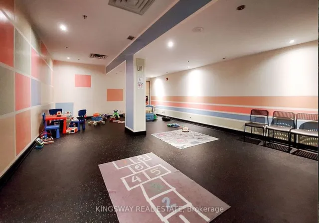 Additional image 33 of 60 Absolute Ave Unit 4004