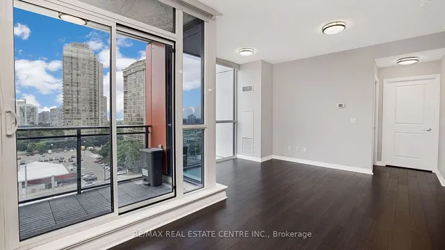 Additional image 16 of 75 Eglinton Ave Unit 902