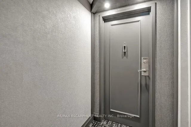 Additional image 8 of 415 LOCUST St Unit 1001