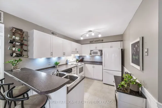 Additional image 10 of 2030 Cleaver Ave Unit 318