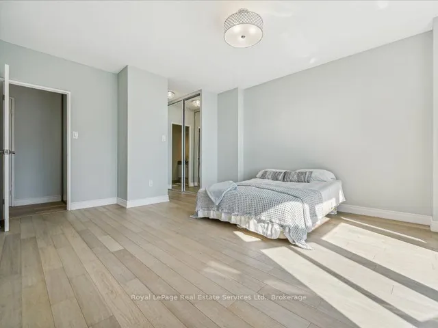 Additional image 20 of 5250 Lakeshore Rd Unit 708