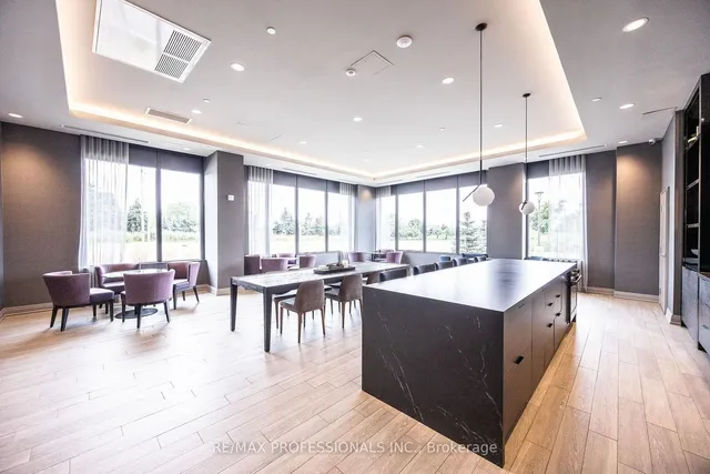 Additional image 32 of 95 Dundas St Unit 118