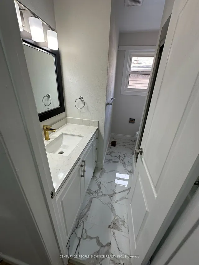 Additional image 11 of 608 Thornwood Ave