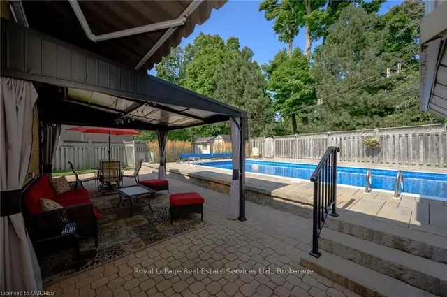 Additional image 30 of 1381 CONSTANCE Dr