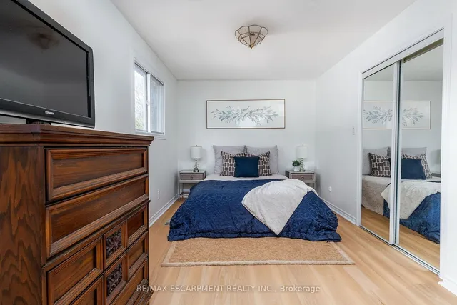 Additional image 12 of 2005 KILBRIDE St