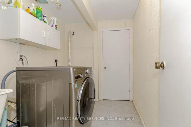 Additional image 36 of 82 Guildford Cres Unit 82