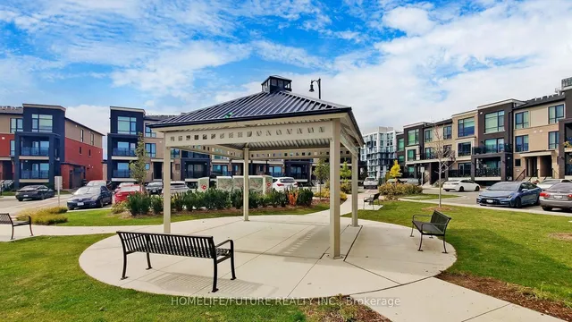 Additional image 30 of 155 Veterans Dr Unit 4