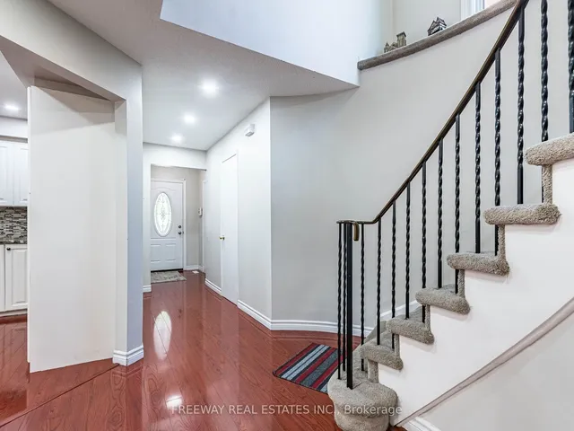 Additional image 5 of 60 Banting Cres