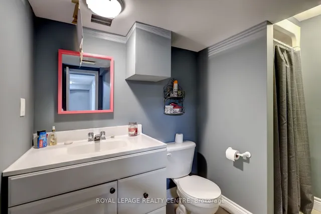 Additional image 33 of 102 Kenpark Ave