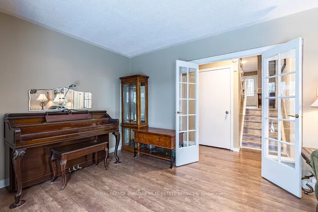 Additional image 18 of 1056 Dowland Cres