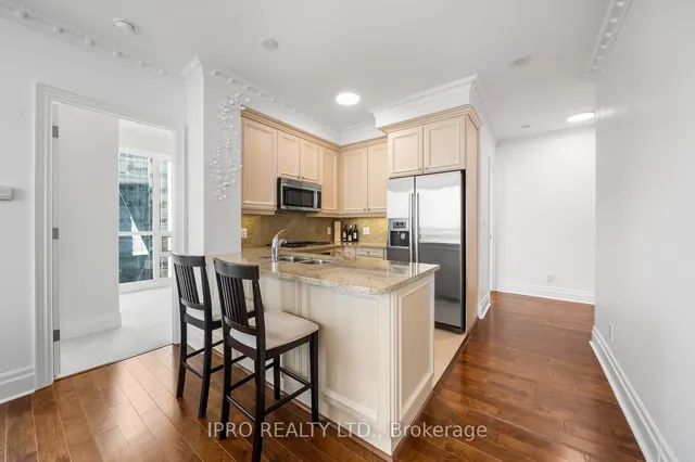 Additional image 11 of 16 Harbour St Unit 3402