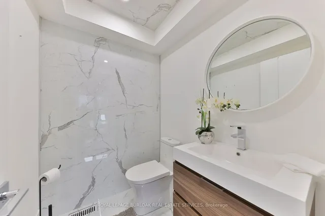 Additional image 6 of 370 Goodram Dr