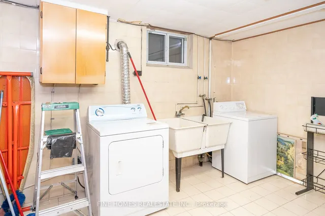 Additional image 18 of 22 Ladbrooke Rd