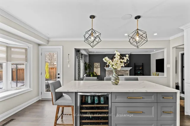 Additional image 10 of 504 Mathewman Cres