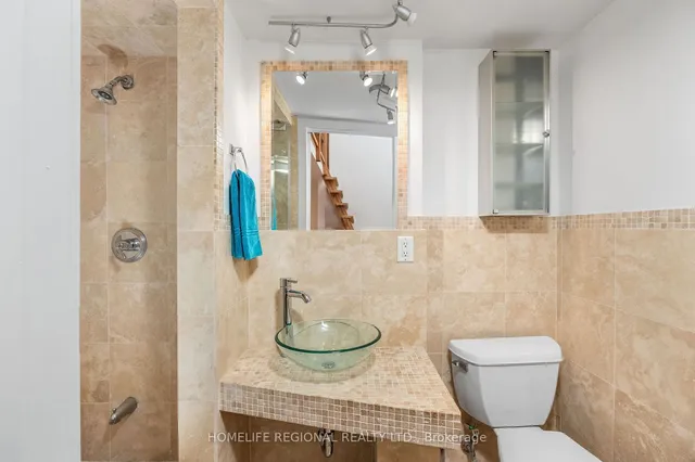 Additional image 32 of 62 Claremont St Unit 6