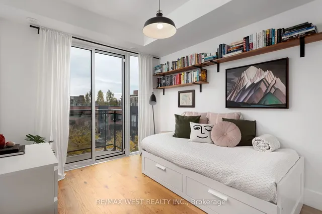 Additional image 23 of 45 Sousa Mendes St Unit 703