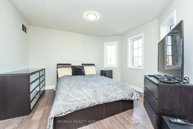 Additional image 24 of 530 Driftcurrent Dr Unit 29