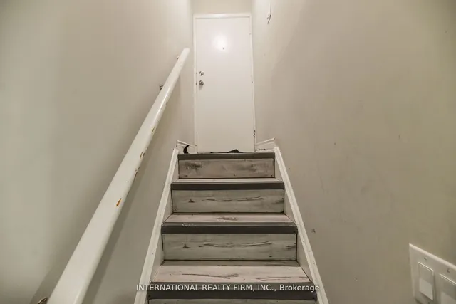 Additional image 34 of 43 Mallard Cres