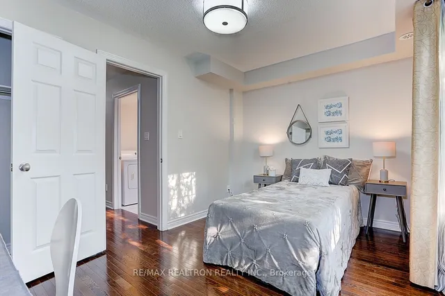 Additional image 17 of 169 Finch Ave Unit H