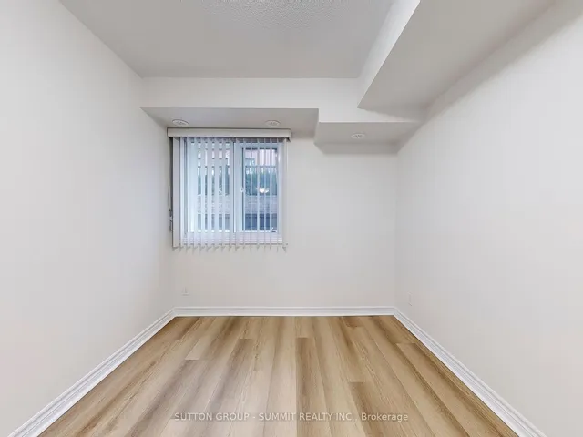 Additional image 32 of 30 Carnation Ave Unit 93