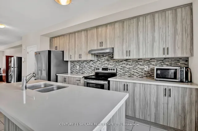 Additional image 16 of 15 Bretlon St