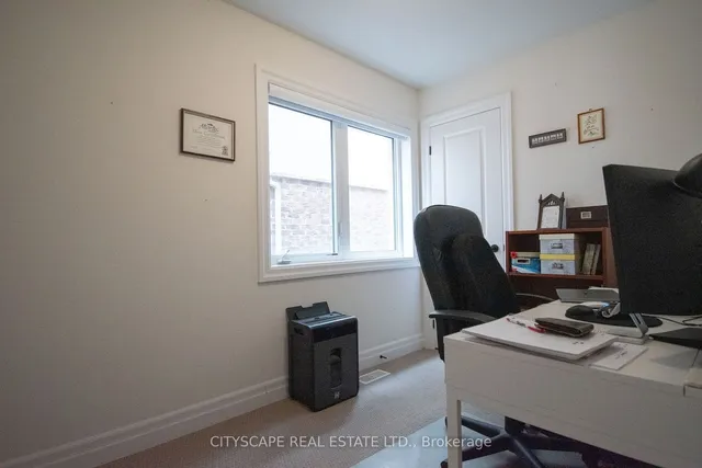 Additional image 29 of 3961 Koenig Rd