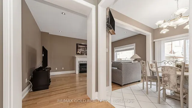 Additional image 23 of 57 Crystal Glen Cres