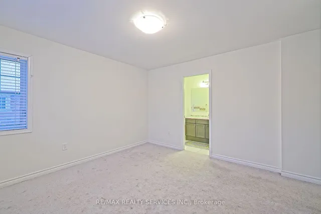 Additional image 21 of 2 Redfern St