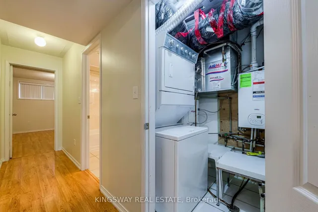 Additional image 8 of 2488 Post Rd Unit 21