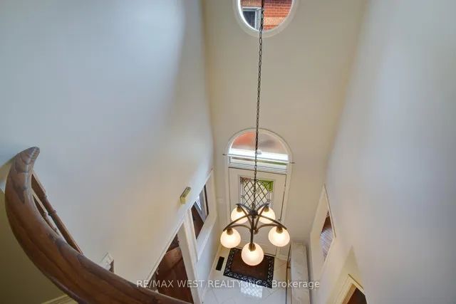 Additional image 16 of 2145 Country Club Dr Unit 6