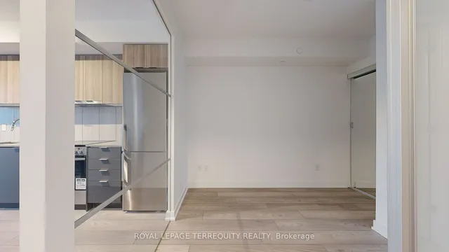 Additional image 19 of 8 Tippett Rd Unit 809