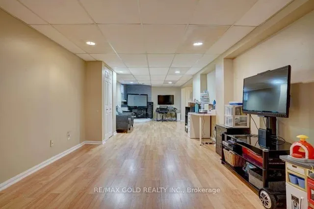 Additional image 6 of 68 Nanwood Dr