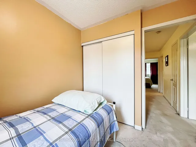 Additional image 25 of 1249 Quest Circ