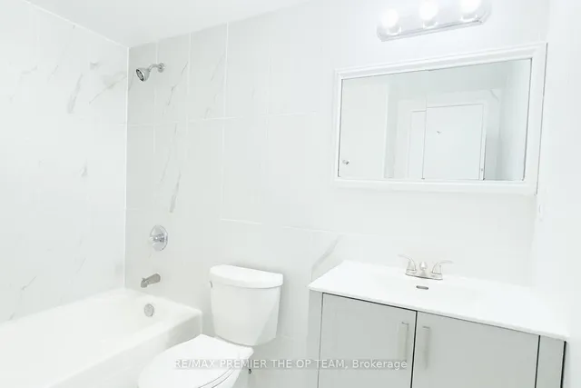 Additional image 20 of 3533 Derry Rd Unit 607