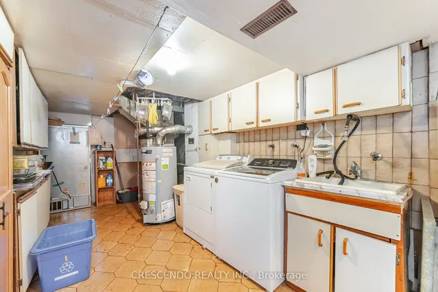 Additional image 18 of 3659 Holden Cres