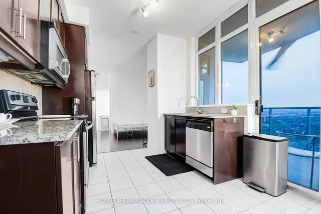 Additional image 19 of 80 Absolute Ave Unit 3303